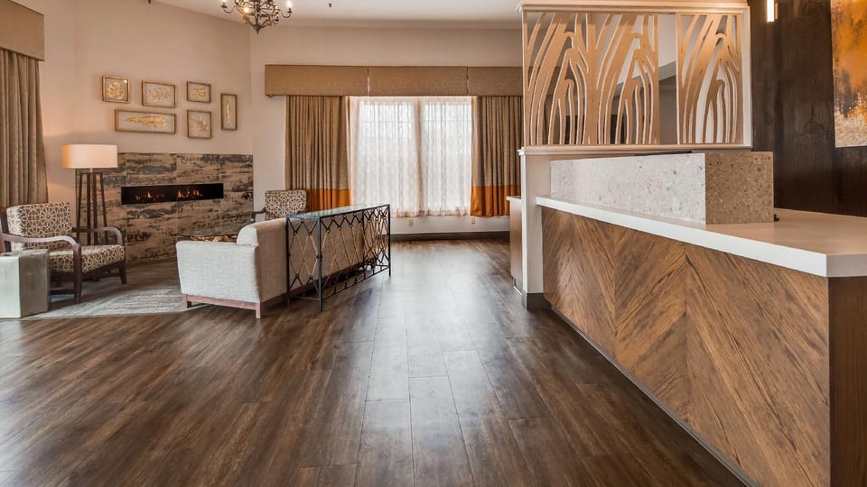 Best Western Plus Bayshore Inn Hotel in Eureka