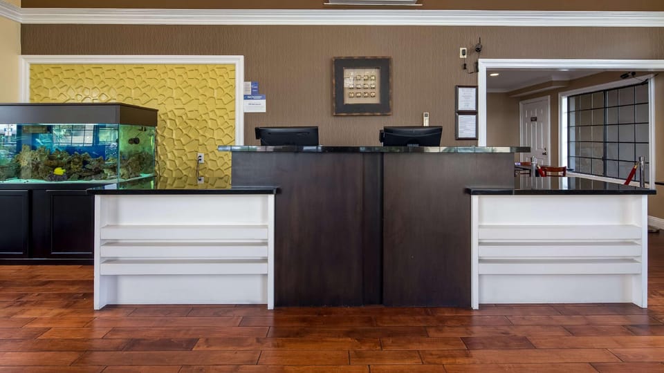 Best Western Palm Garden Inn Hotel in Westminster