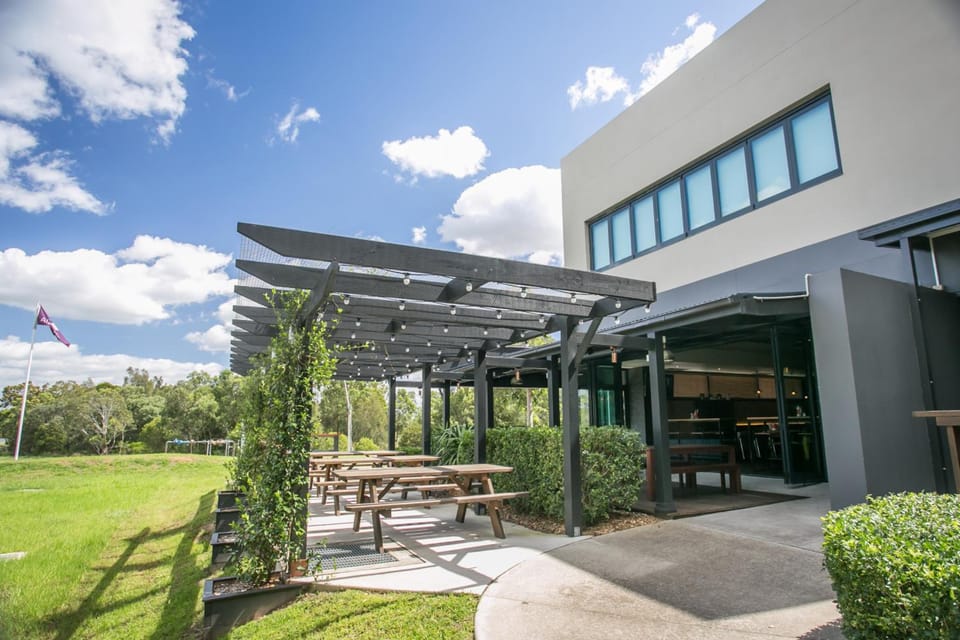 Alpha Hotel Eastern Creek Apartment hotel in Sydney