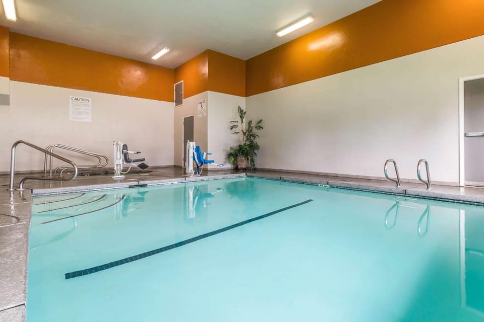 Comfort Inn Humboldt Bay Hotel in Eureka