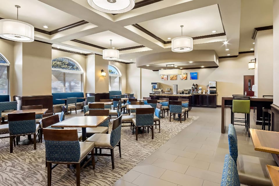 Comfort Suites Frisco Hotel in Frisco