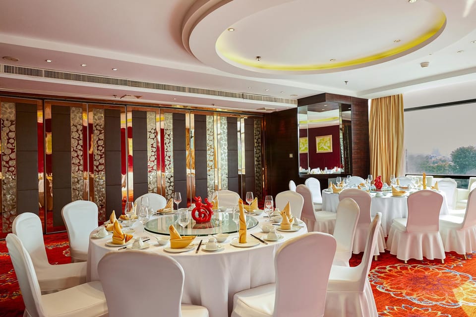 Four Points by Sheraton Hangzhou, Binjiang Hotel in Hangzhou