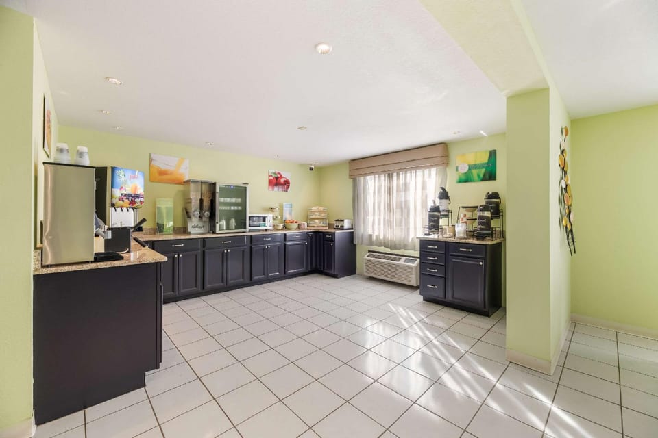 Quality Inn Clovis Hotel in Clovis