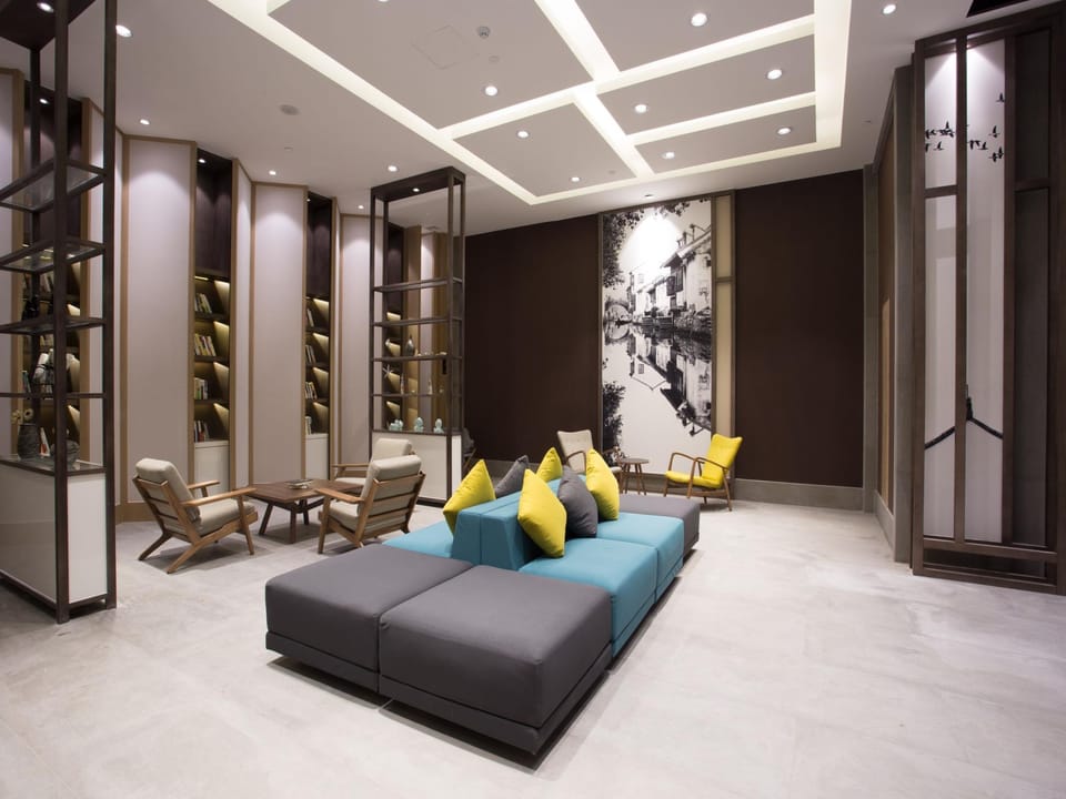 Atour Hotel Suzhou Jinji Lake Expo Center Hotel in Suzhou