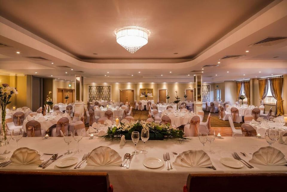 Breffni Arms Hotel Hotel in Longford