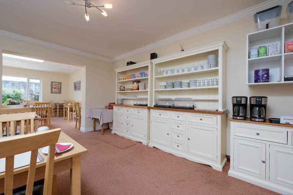 Four Seasons B&B Hotel in Galway
