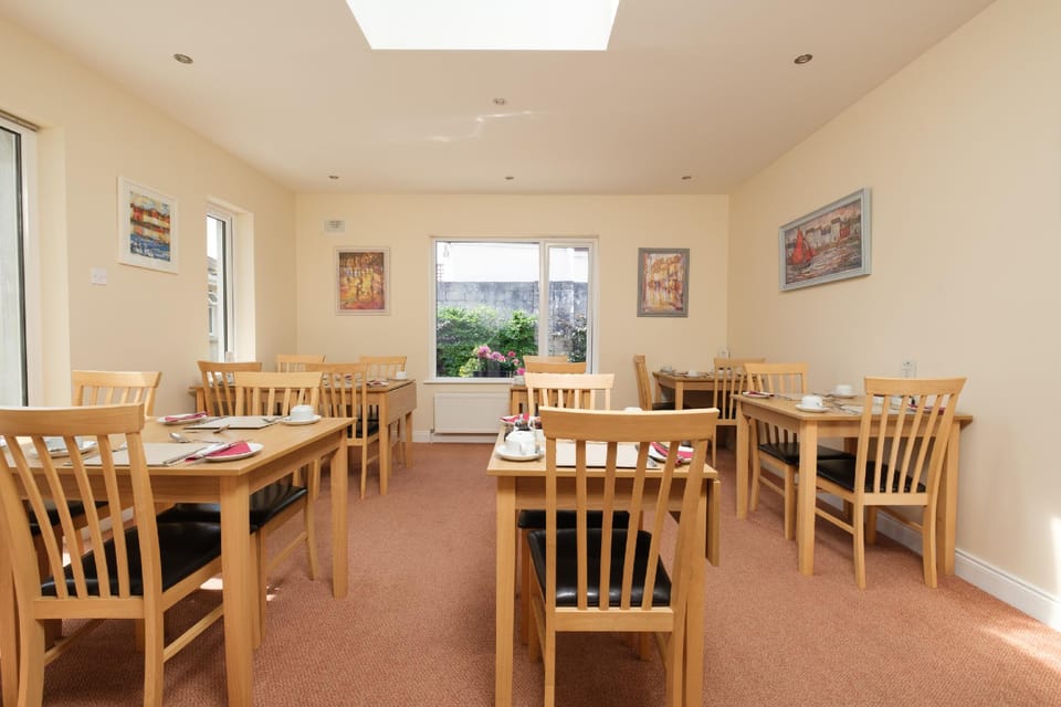 Four Seasons B&B Hotel in Galway