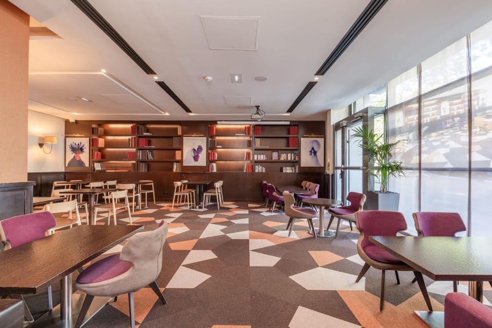Doubletree by Hilton Paris Boulogne Hotel in Paris
