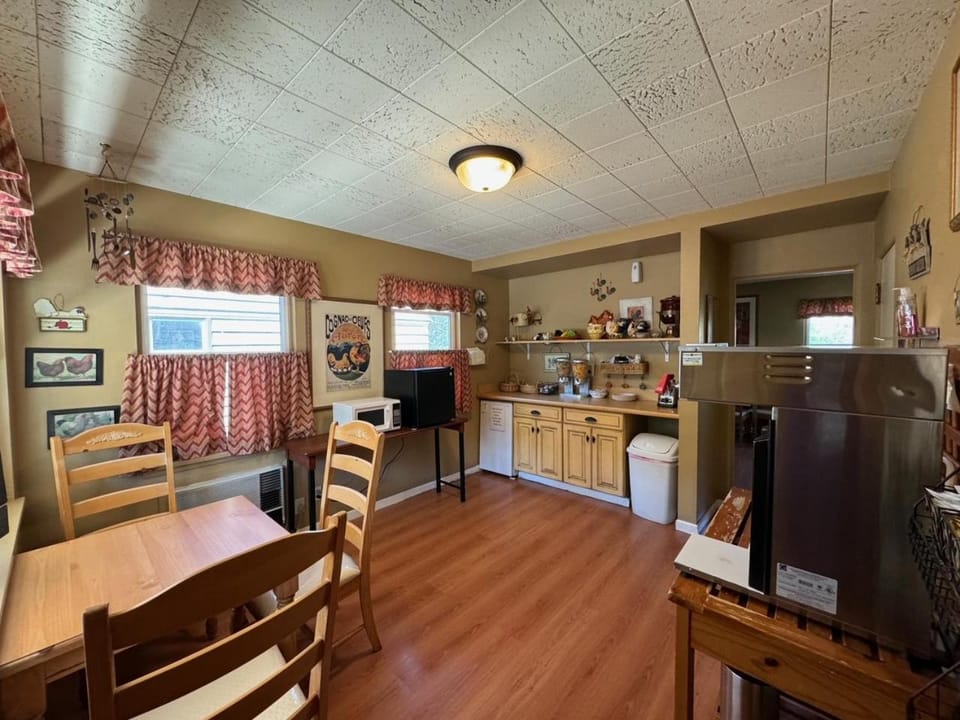 Rugged Country Lodge Lodge in Pendleton