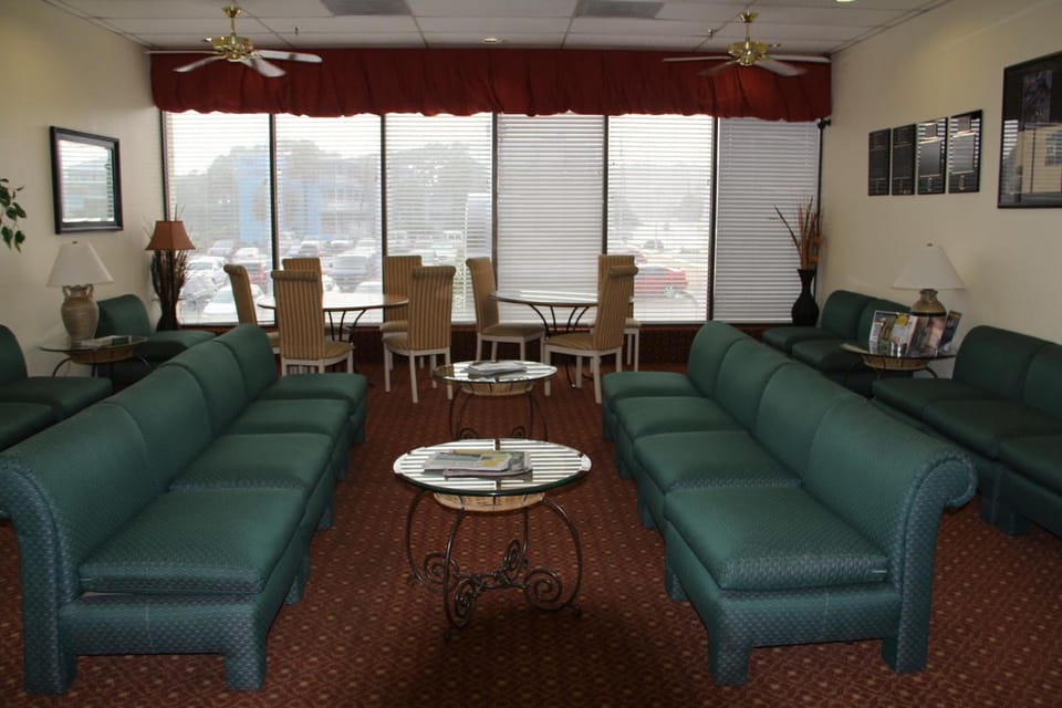 Shared lounge/TV area