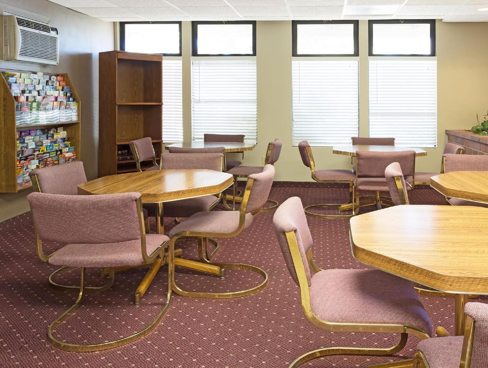 Costa Mesa Inn - Newport Beach Area Hotel in Costa Mesa