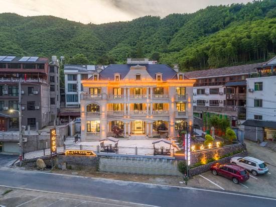 Yueshan Yunshu · Anji yunshang grassland luxury Hotel in Hangzhou