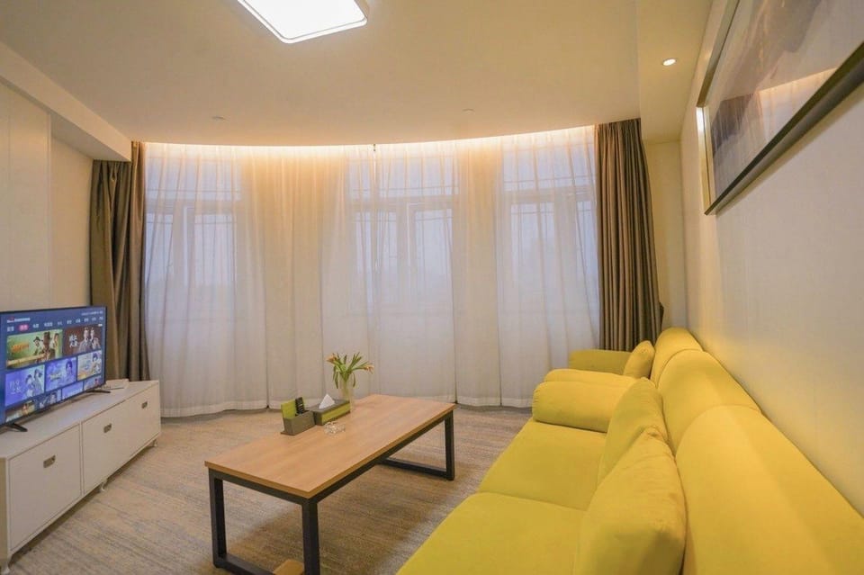 Kong Gu You Lan Hotel (Ningbo Yuyao Yangming West Road) Hotel in Zhejiang