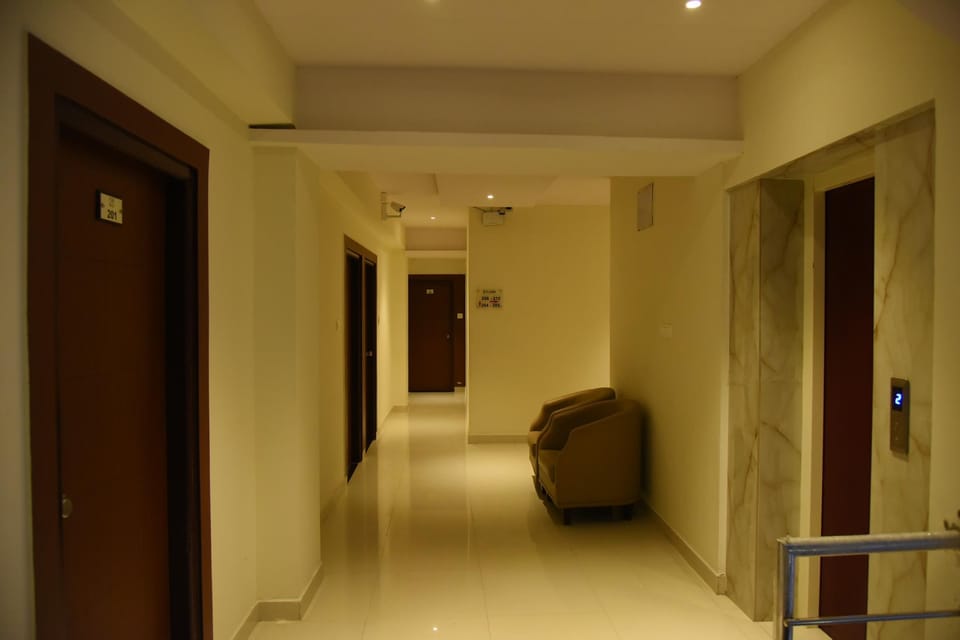 Hotel Raama Grand Hotel in Mysuru