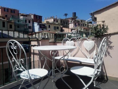 The Terrace Hotel in Vernazza