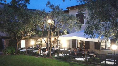 Locanda la Cross - Adults Only Inn in Garda
