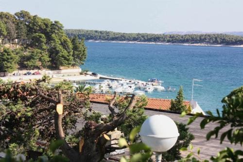 Double Room Banjol 5077a Hotel in Lika-Senj County