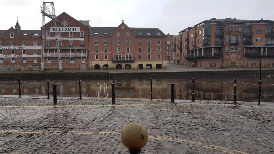Lil's On The Waterfront Hotel in York