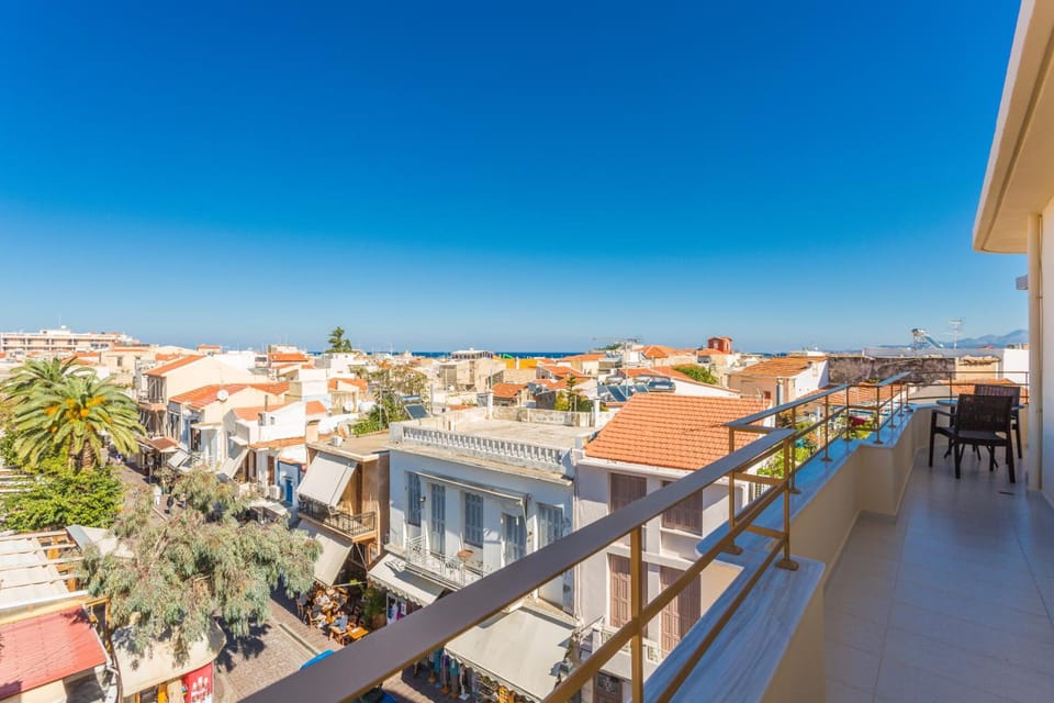 Polyxenia Suites Hotel in Rethymno
