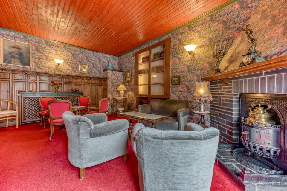 Hotel Le Cor de Chasse Hotel in Wallonia, Belgium