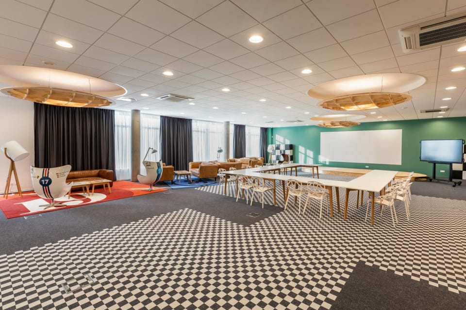 Business center