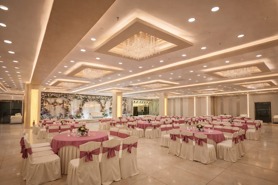 Ratana International Hotel in Lucknow