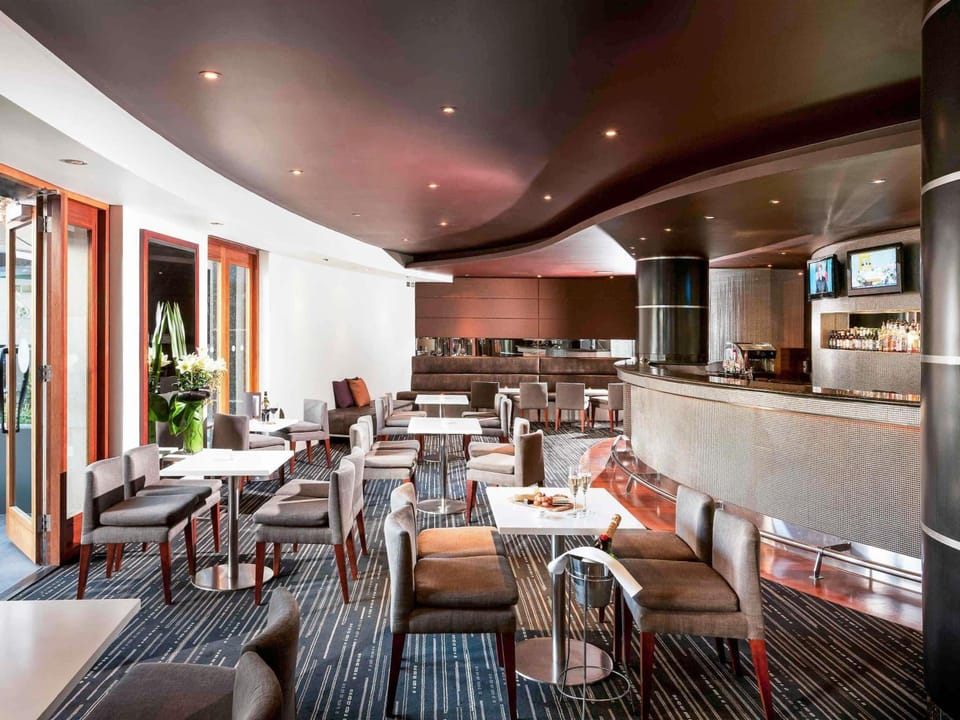 Bar/lounge