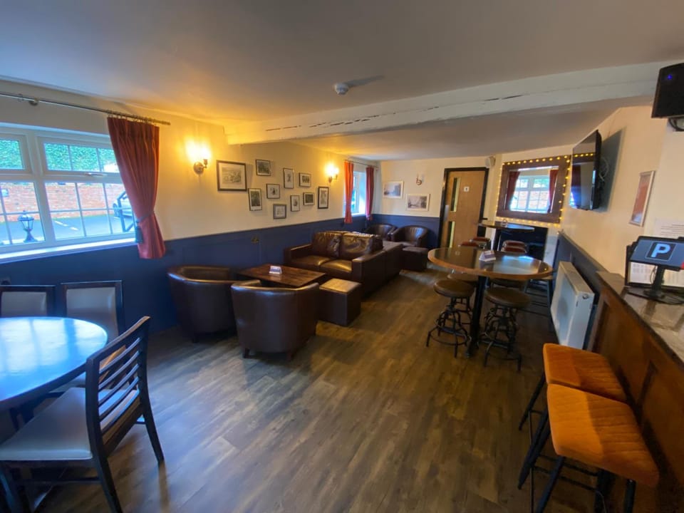 The Lawns Hotel Hotel in Derby