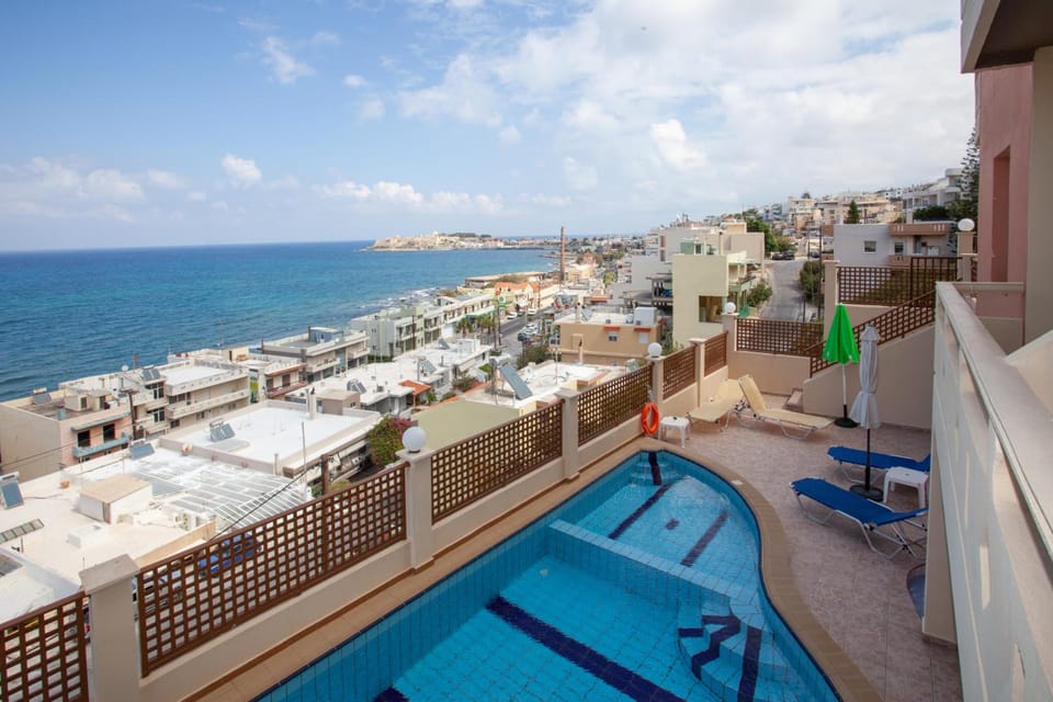 Eliza Apartments Hotel in Rethymno
