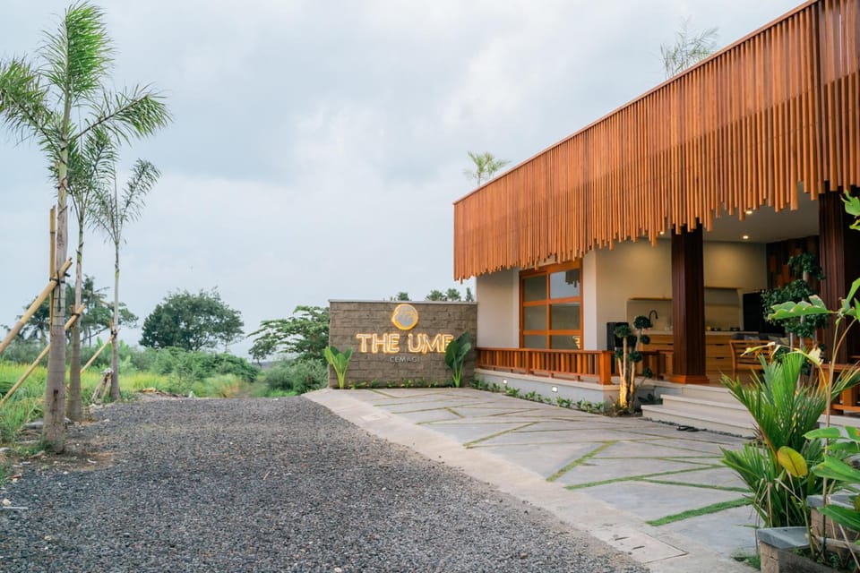 The Ume Apartment hotel in Kediri