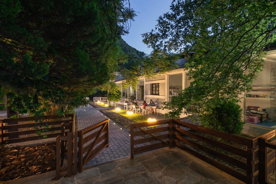 Κonitsa Gefyri hotel Hotel in North Macedonia