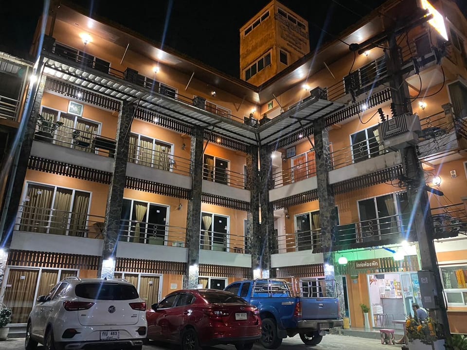 B&B Hotel Hotel in Ranong, Khao Niwet, Mueang Ranong District, Ranong 85000, Thailand