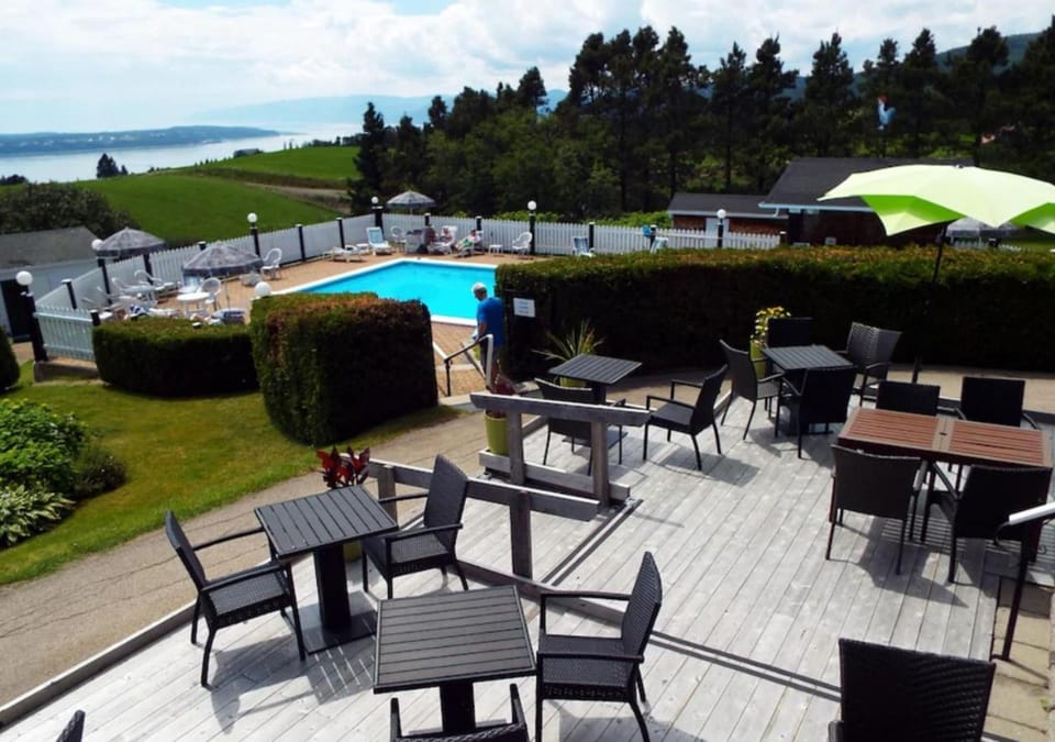 Auberge de nos Aieux Hotel in Quebec
