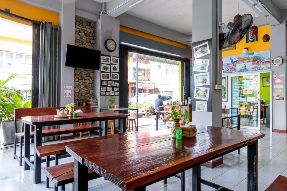 Hatyai Dee Hostel Hostel in Thailand