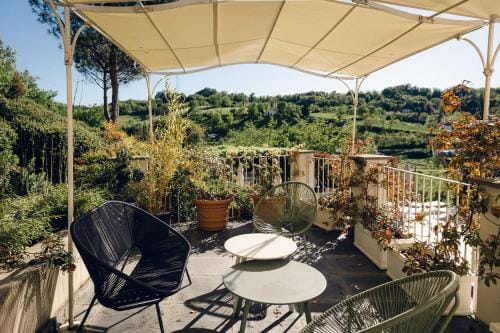 Villa Paradiso Charme&Design Adults only Hotel in Lombardy