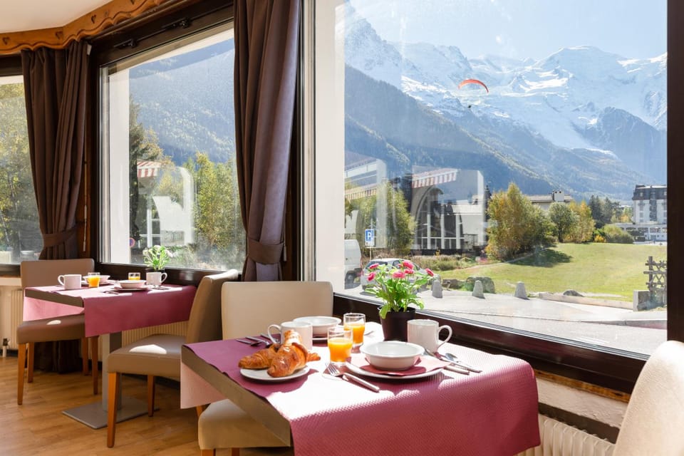 Chalet Hotel La Sapiniere Hotel in Chamonix