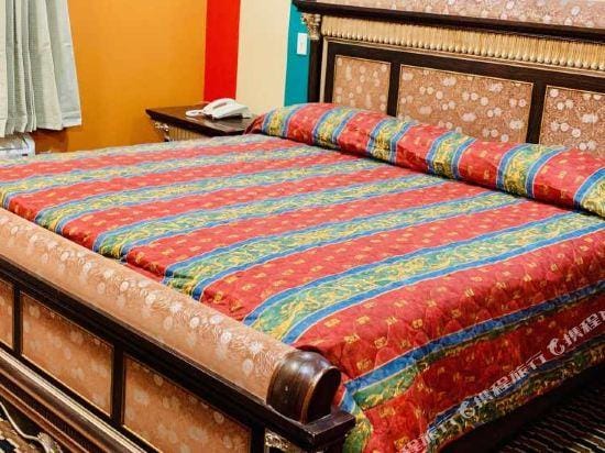 Motor City Inn & Suites Hotel in Melvindale