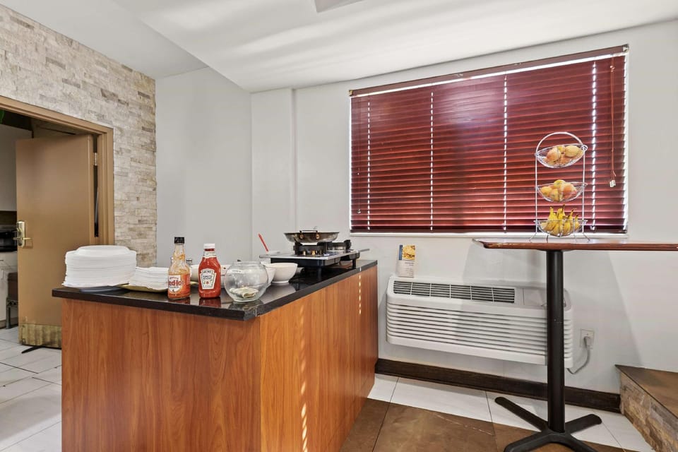 Best Western Oakbrook Inn Hotel in Westmont