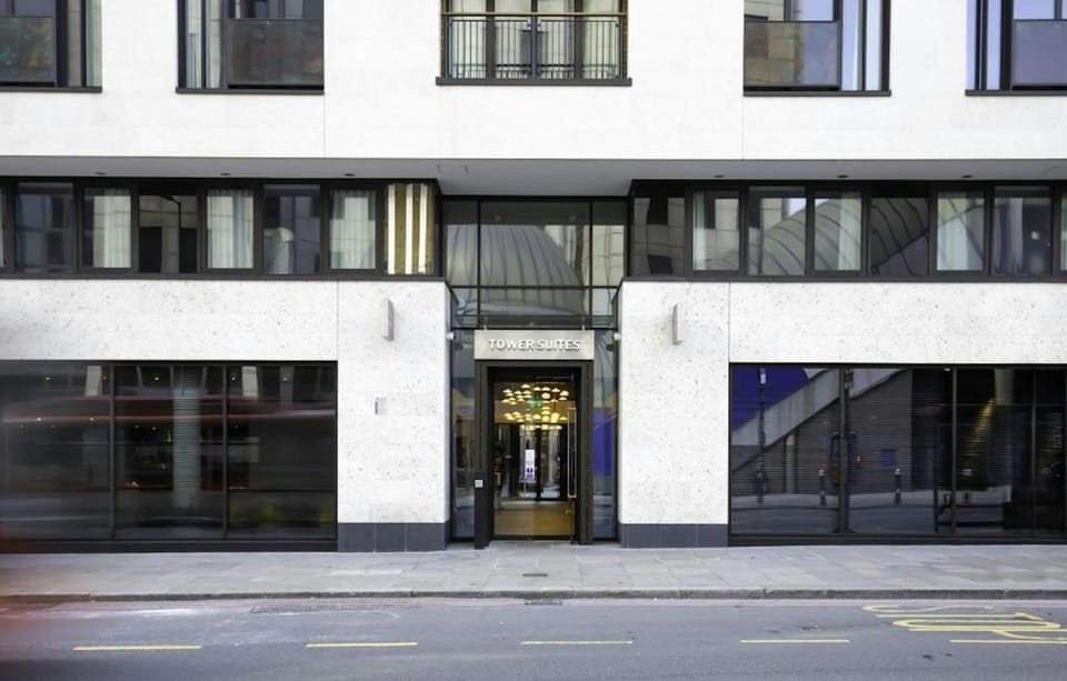 Tower Suites by Blue Orchid Hotel in London