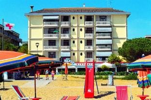 Bellissimo Trilocale In Condominio Fronte Mare Hotel in Bibione