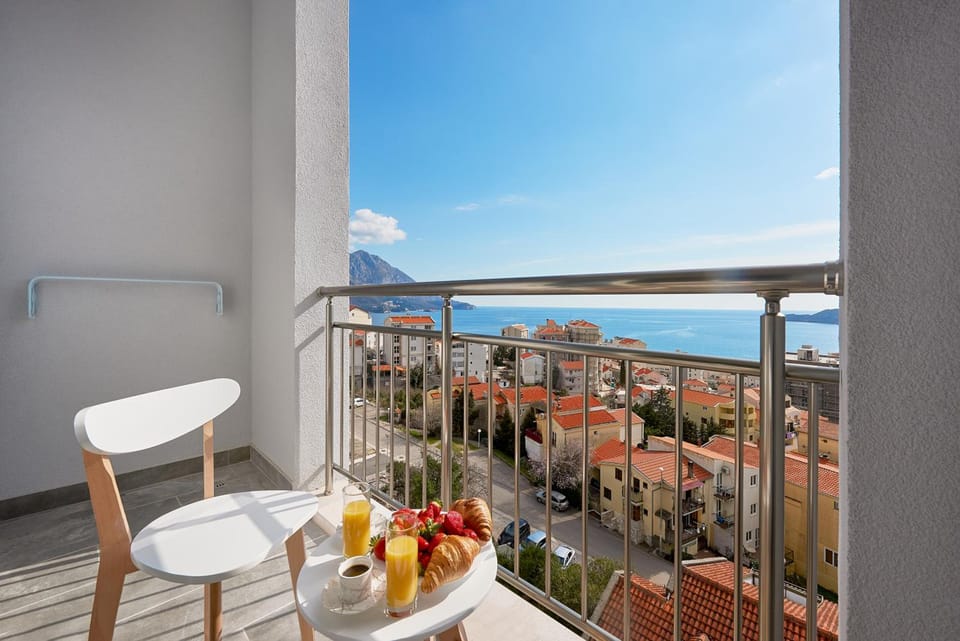 Hotel Larimar Hotel in Budva Municipality
