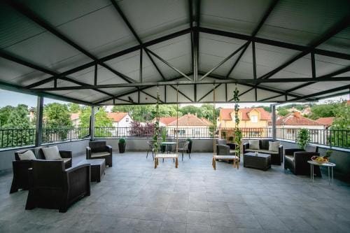 Marino Lux Prenociste Hotel in Serbia