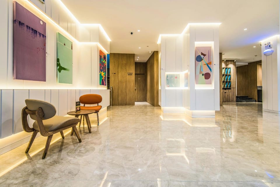 Hanting Premium Hotel Xi'an Aerospace Metro Station Hotel in Xian