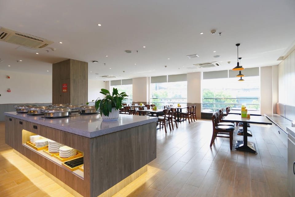 Hanting Hotel Zhuji Jiangdong Road Hotel in Hangzhou