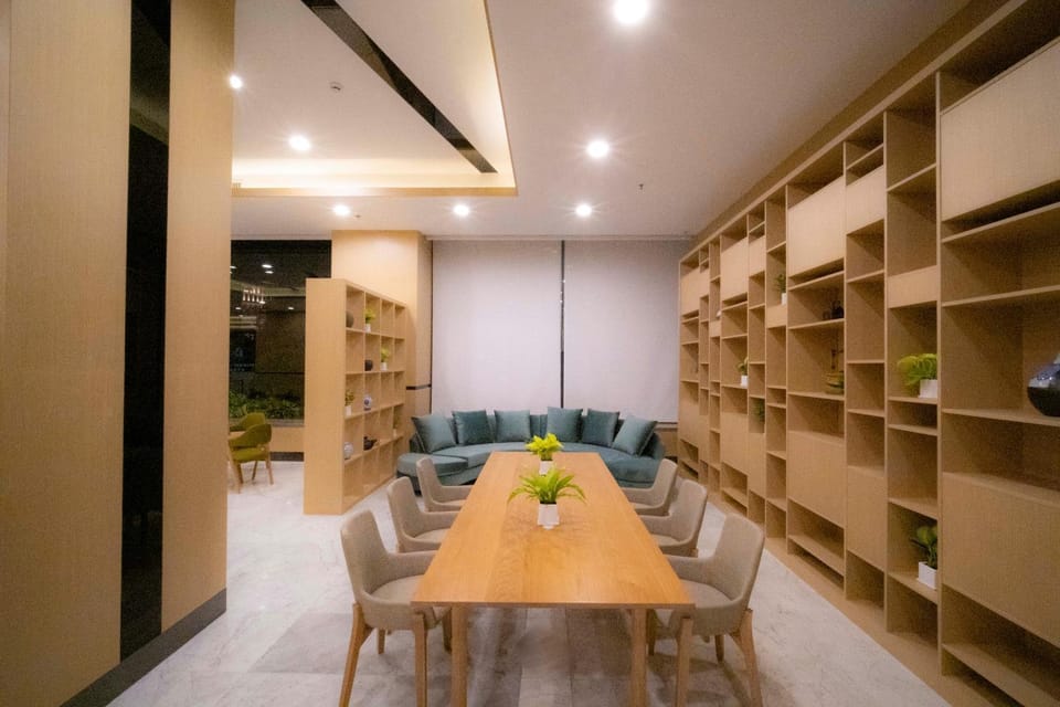 Starway Hotel Qingdao May Fourth Square Olympic Sailing Hotel in Qingdao