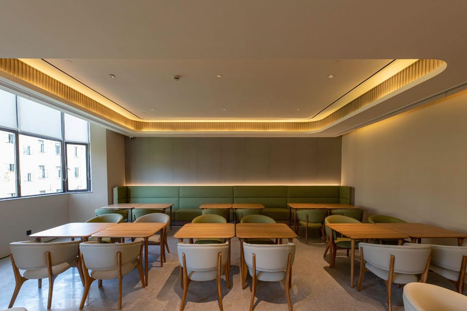 Ji Hotel Shanghai Hongqiao Maotai Road Hotel in Shanghai