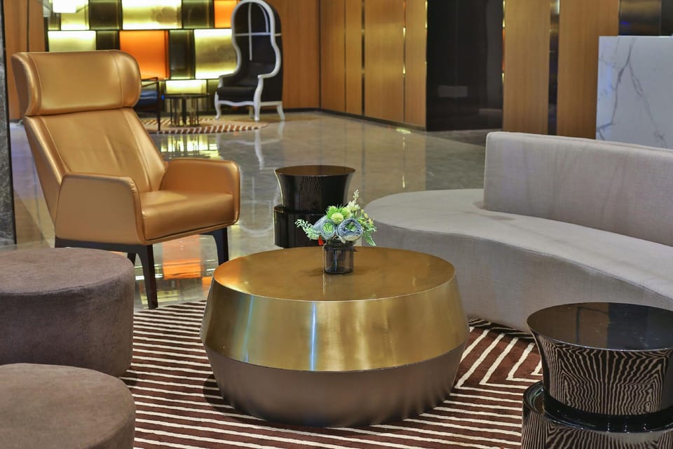 Orange Hotel Xi'an World Expo Eurasia International Hotel in Xian