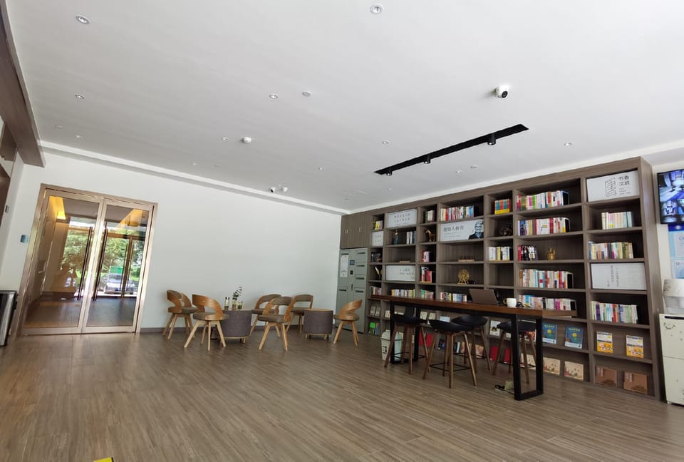 Hanting Hotel Beijing Happy Valley Fatou Subway Station Hotel in Beijing