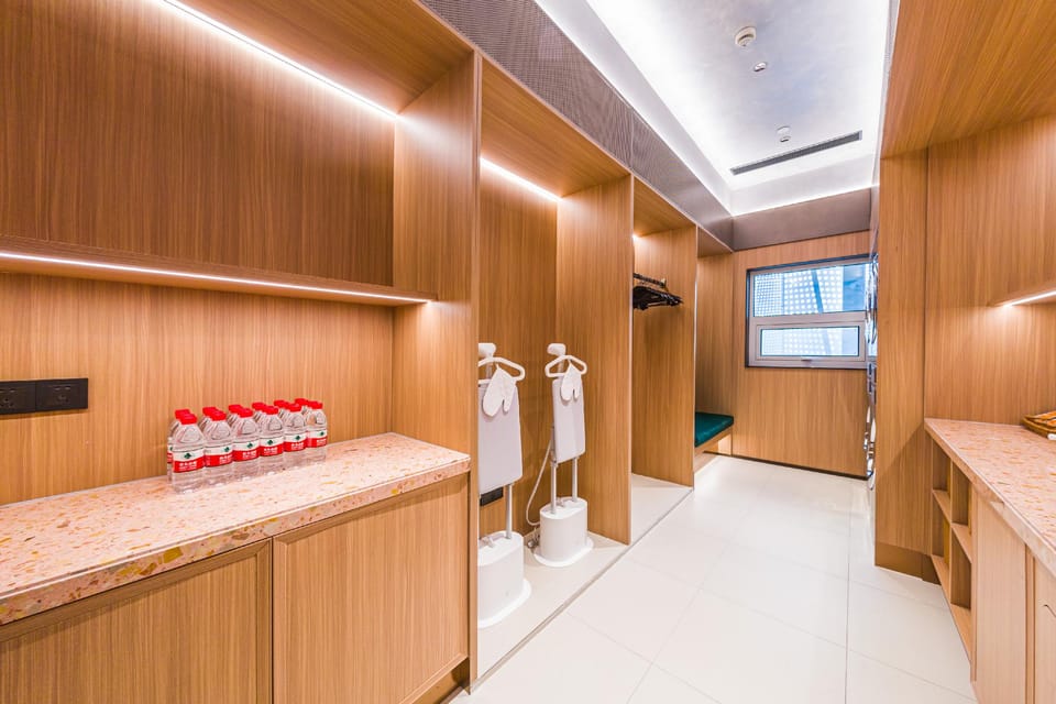 Orange Hotel Shanghai Wuzhong Road Metro Station Hotel in Shanghai