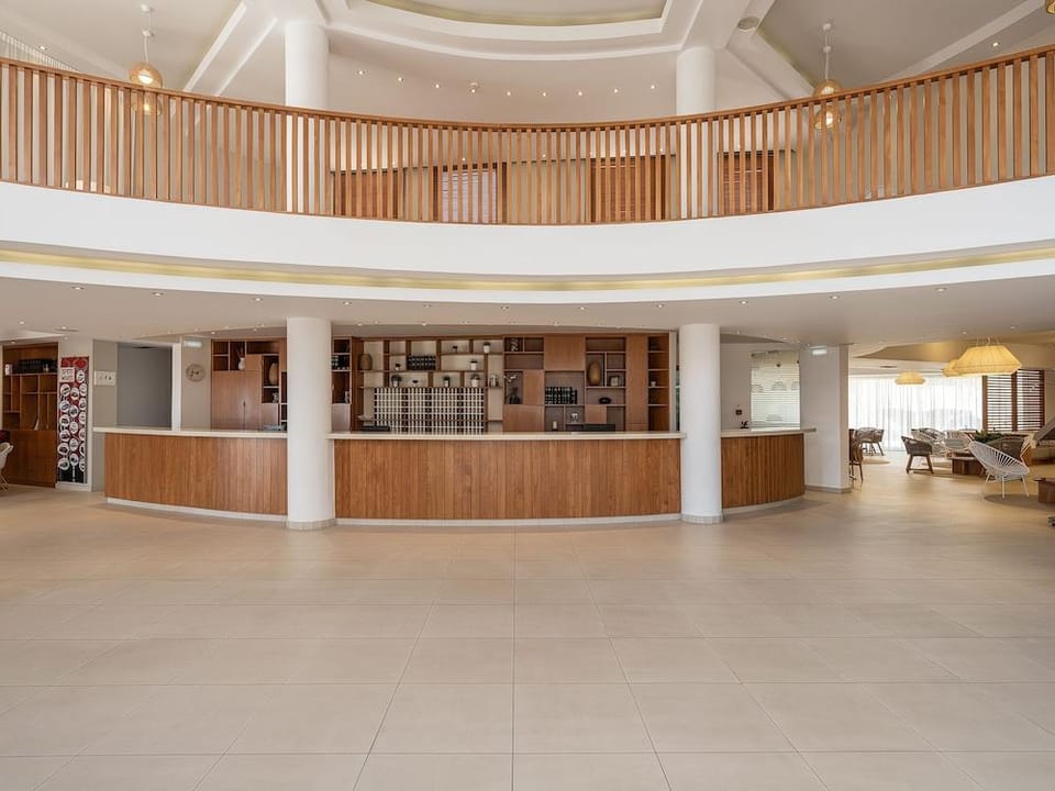 Caldera Bay Resort in Platanias